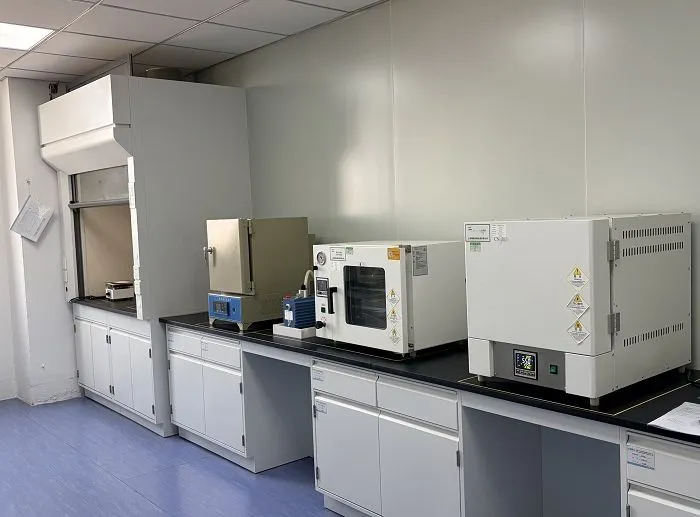 High-Temperature Chamber